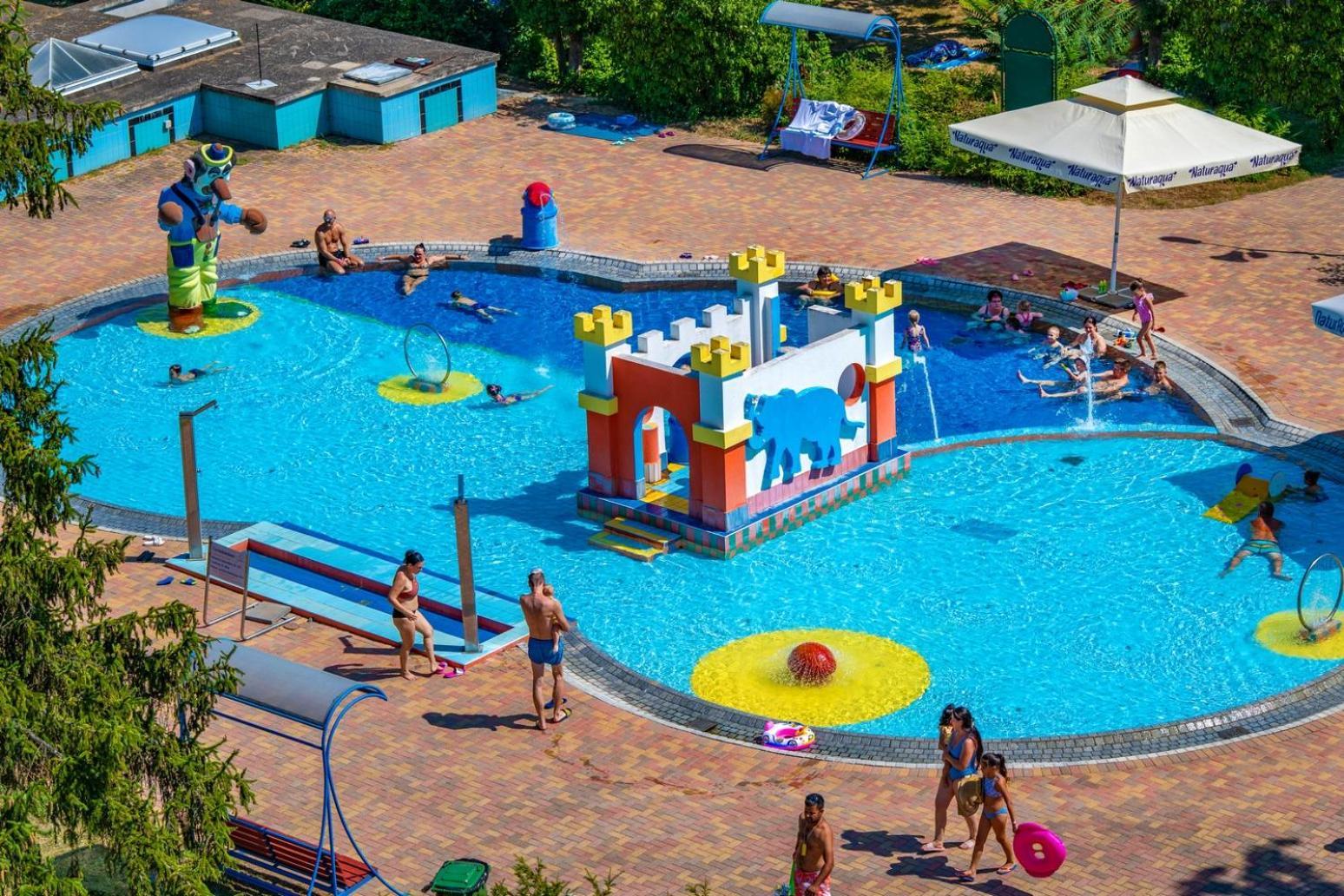 Gunaras Resort Spa Hotel Dombóvár Kültér fotó